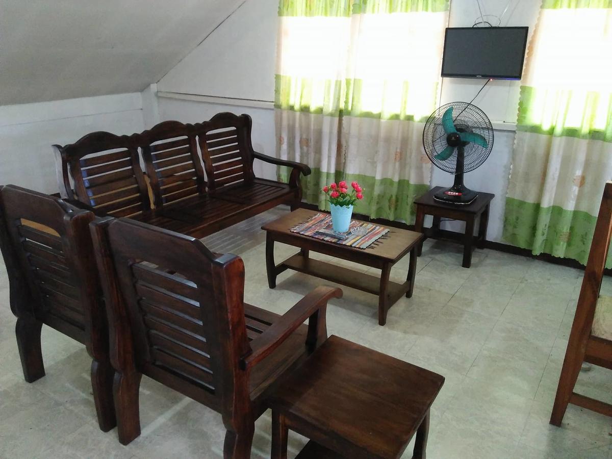 Carlos Residence バギオ エクステリア 写真